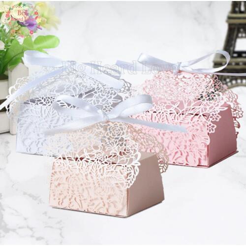 50pcs/lots Roses Flowers Laser Cut Favor Candy Box Wedding Box with Ribbons Bride Party Shower Wedding Party Favors Gifts Box