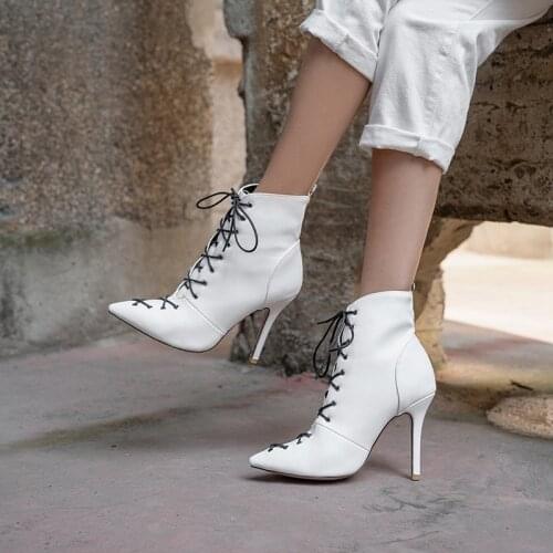 Womens Boots 39 Ankle Boots New Winter simple and versatile solid color European and American ankle boots Big Size Winter boots