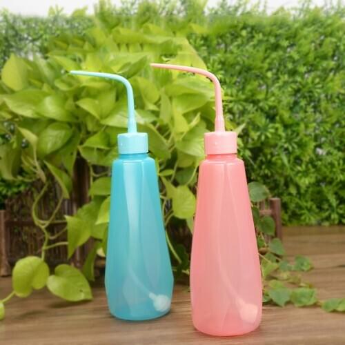 2Pcs Plant Flower Succulent Watering Bottle Plastic Curved Watering Can Squeeze Bottle 480ML,Pink