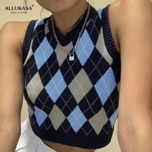V Neck Vintage Argyle Vest Women Black Sleeveless Plaid Knitted Crop Sweaters Casual Autumn Preppy Style 2021 Tops