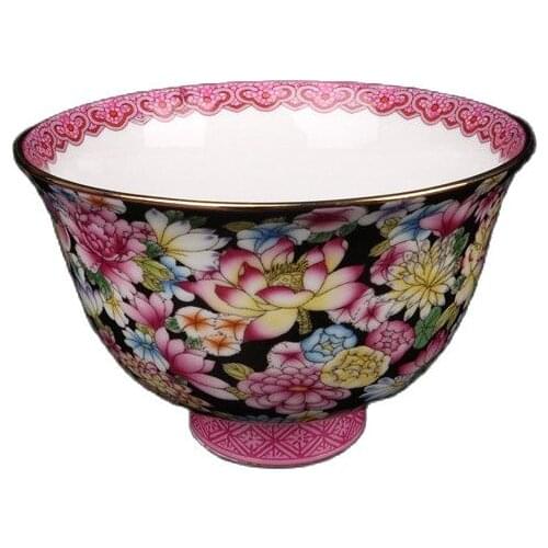 Chinese Old Porcelain Qianlong Black Earth Colorful Small Single Cup