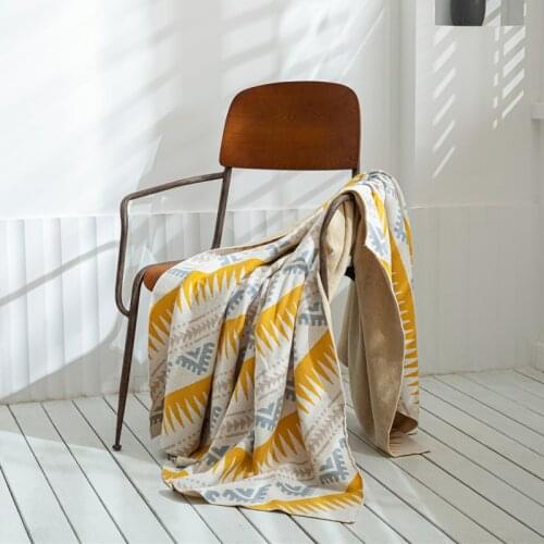 RIMU Cotton Throws On The Sofa