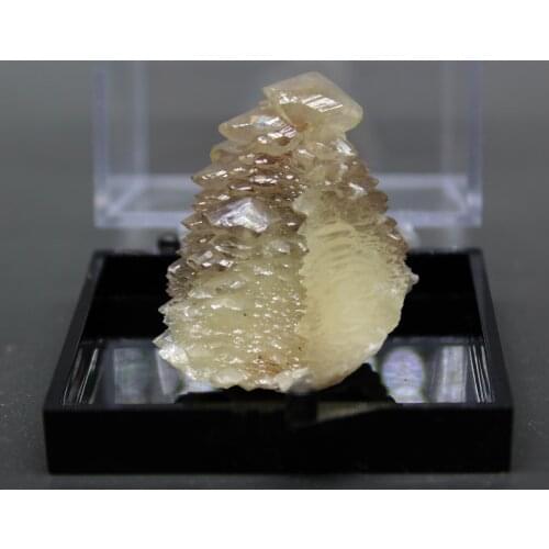 100% natural Calcite mineral specimen stones and crystals healing crystals quartz gemstones box size 5.2cm