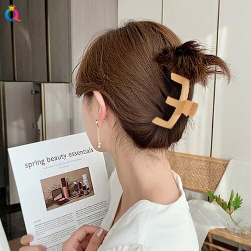 2021 New Fashion Claw Clip for Women Girls Tough Plastic Hair Claw Large Size Hair Clamps Claw Clip Crab for Hair Accessories