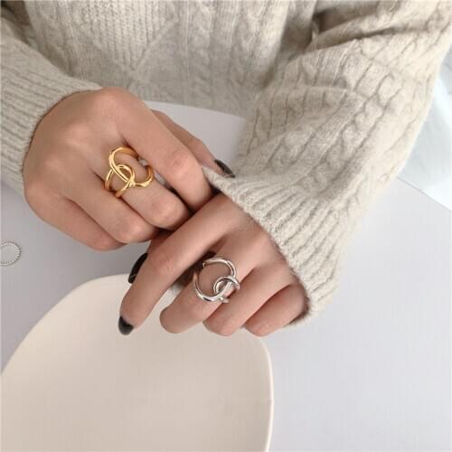 FFLACELL New Y Big Pearls Personality Gold Color Metal Hollow Exaggeration Multilayer Finger Ring for Women Girls Party Jewelry