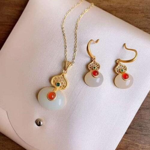 Silver inlaid natural Hetian white jade gourd jewelry Chinese retro palace style charm women Christmas Halloween gifts