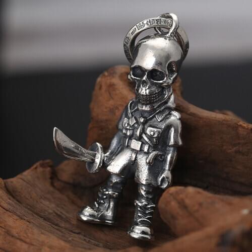 Wholesale S925 Sterling Silver Jewelry Domineering Hoe Holding Knife Soldier mens Pendant Trendy Fashion Necklace Pendant