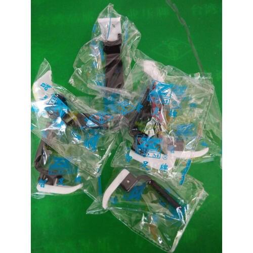 Industrial sewing machine accessories double needle lockstitch universal pressure foot flat bottom rubber presser foot