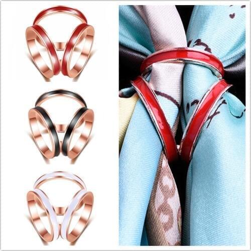 WK002 New Fashion Classic Women Jewelry Gold-color Brooches Three Circle Kerchief Shawl Scarves Scarf Buckle Clips Office Punk