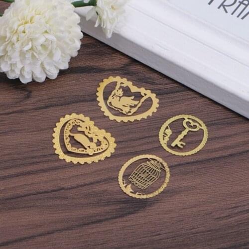 Shiny Gold Metal Bookmarks Exquisite Decorative Pattern Beautiful Decoration