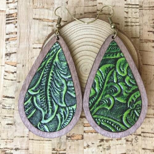 Green Vintage Embossed Leather Wood Earrings for Women Multi-colored Waterdrop Bohemia Jewelry Western Style Boho Accessories