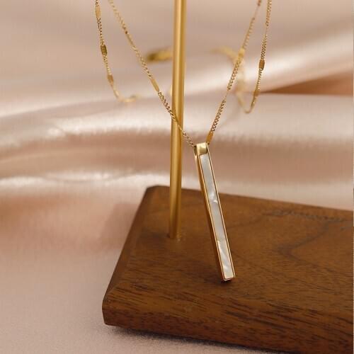 Titanium Steel Natural Shell Long Pendant Gold Short Necklace For Woman Fashion Korean Jewelry Party Girls Sexy Clavicle Chain