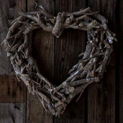 Handmade heart shape decorative natural vines wall decor