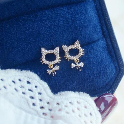 Ins Hot Sale Hollow Kitty Tiny Cat Earring for Women Cute Romantic Micro Inlaid Zirconia Crystal Stud Earrings Bijoux Pendant
