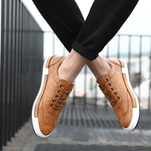 Fashion Mens Flats Casual Shoes Men Sneaker Soft Leather Lace Up Sneakers Shoes Breathable Lightweight Running Vulcanized Shoes