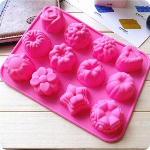 10pcs Practical 12 Holes Flower Heart-shaped Silicone Mould DIY Handmade Candle Cake Baking Soap Moulds Mold Kitchen Tools