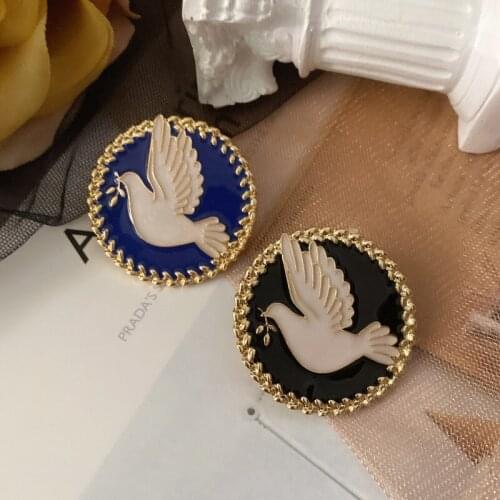 Round Brooch Animal Pattern Black Blue Enamel Creative Coat Pin Decoration Cute Sweet For Women Girls Gifts Jewelry