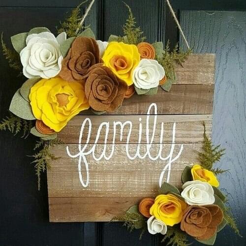 Allhandmadegifts Wood Wall Decoration-Family