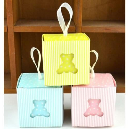 Hot Selling 50pcs/Hollow bear Wedding Favor Box Candy Box Valentines Gift Box Wedding Decoration
