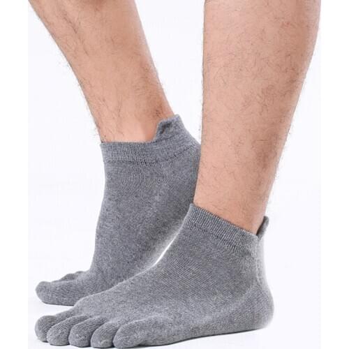 2020New Product Hot Style Mens Five-finger Socks With Breathable Sports And Quick-drying Breathable Deodorant Cotton