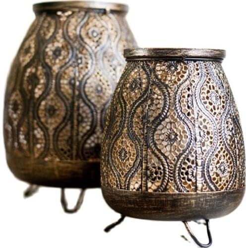 Nordic Vintage Black Candle Holder Gold Iron Hollow Carved Candlestick Candle Lantern Ornaments Bougeoir Moroccan Decor FC443