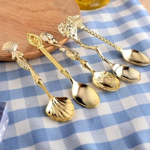 5Pcs/Set Coffee Scoop Tea Coffee Mixing Spoon Antique Graceful Shape Alloy Royal Style Table Spoon Teaspoons for Home