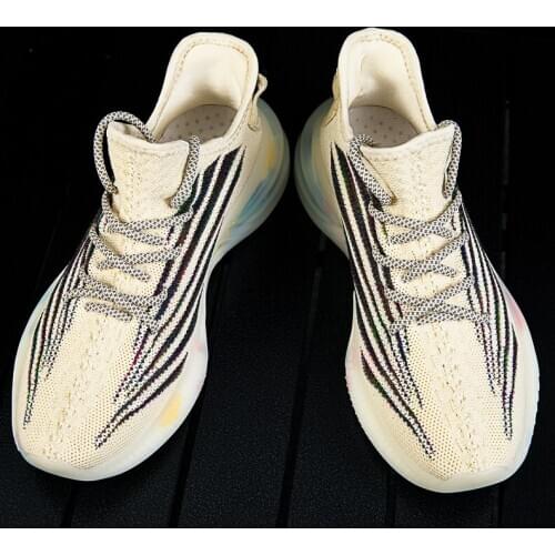 New mens casual sports shoes fashion trend running shoes lightweight breathable wear popcorn soles luminous mens shoes