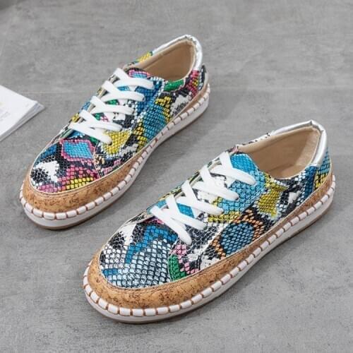 2020 autumn and winter new large-size womens shoes snakeskin series round-head flat-soled casual single-shoe women
