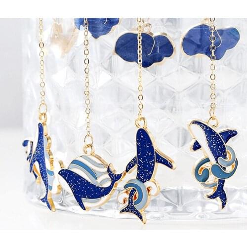 1pcs Cute Metal Bookmark Pendant Animal Whale Bookmark Stationery Supplies Book Accesories Kawaii Office Things Novelty Items