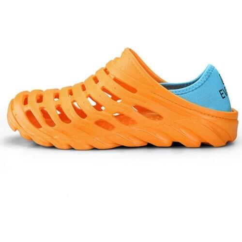 Plus Size Men Hole Shoes Lightweight Soft Bottom Comfortable Beach Shoes Men Toe Caps Foot Hollow Hollow Non-Slip Sandals Men