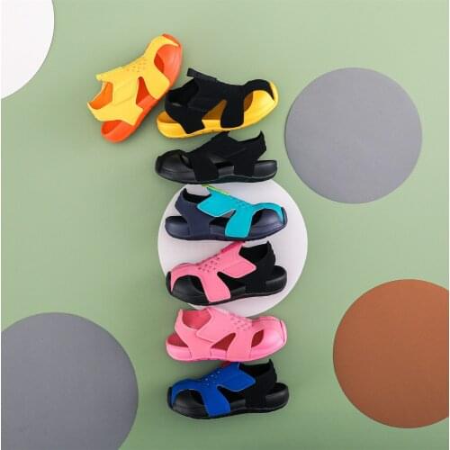 Childrens Aircraft Shoes 2021 Summer Beach Shoes Boys Anti-Slip Sandal Hollow Baby Girl Leisure Kindergarten Soft Sandals SO056