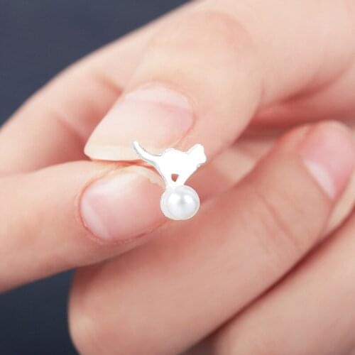 Cute Kitty Cat Simulated Pearl Small Asymmetric Silver Plated Stud Earrings for Women