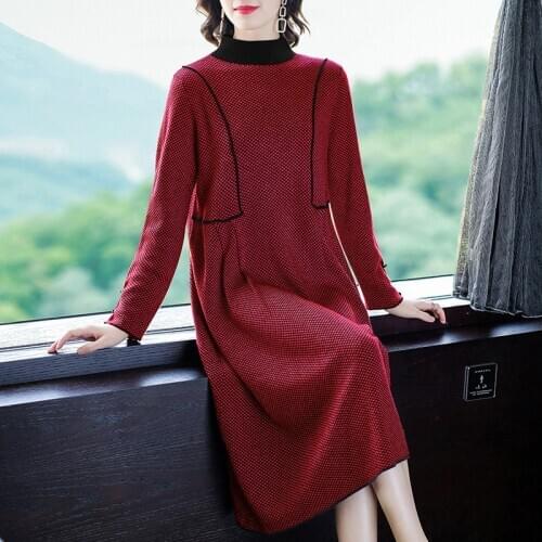 Plus Size Red Knitting Turtleneck Sweater Midi Dress 2021 Autumn Winter Vintage Long Sleeve Dress Women Elegant Bodycon Vestidos