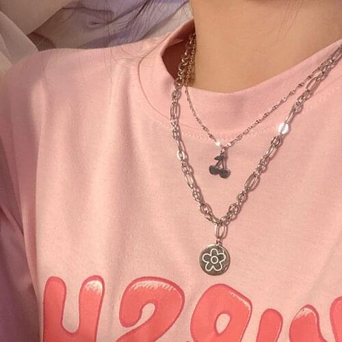 South Koreas New Double Layered Necklace Niche Design Sense Cherry Flowers Sweet And Exquisite High-End Clavicle Chain