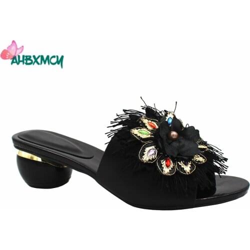 2021 New Arrivals Nigerian Design Shoes in Black Color High Quality Italian Women Shoes with Appliques Sweet Style for Party