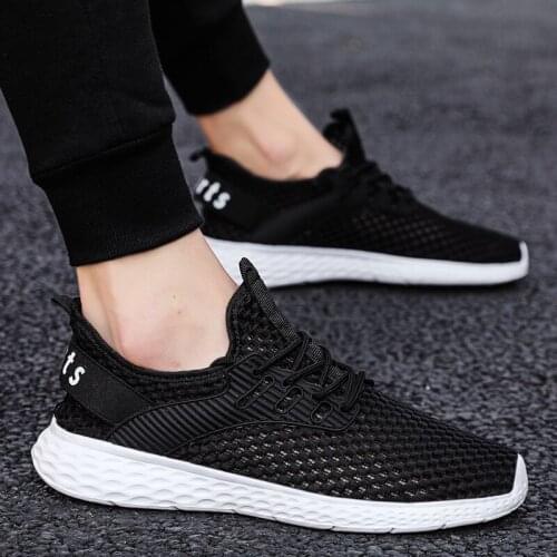 Summer Fashion Mens Sneakers Super Light Big Mesh Summer Mens Casual Shoes Fashion Round Head Flat Sneakers Walking Shoes