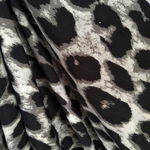 Good Chiffon Fabric Sexy Leopard Dot print Immitate Silk Not Transparent Chiffon Fabric Sewing Material DIY Women Dress/Clothing