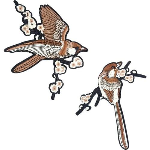 50pcs/Lot Thrush Crane Snake Embroidery Patches Letters Clothing Decoration Accessories Diy Iron Heat Transfer Applique