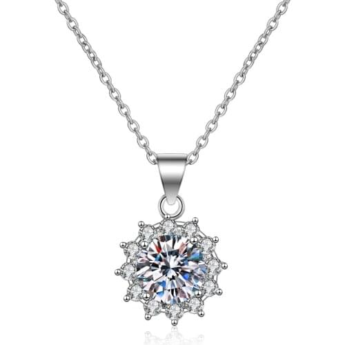 Fashion Diamond Inlaid Sunflower Necklace Pendant Ladies Temperament Luxury Clavicle Chain for Women Jewelry