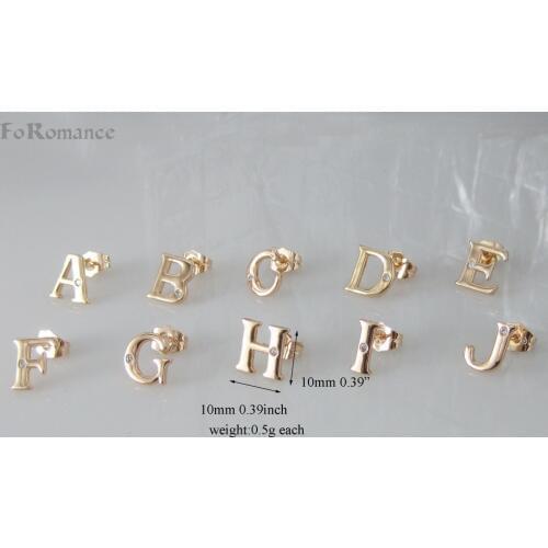 26 LETTERS STUD LETTERS INITIAL A B C D E F G H I J K L M N O P Q R S T U V W X Y Z 0.39*0.39" YELLOW GOLD GP CZ PLAIN EARRING