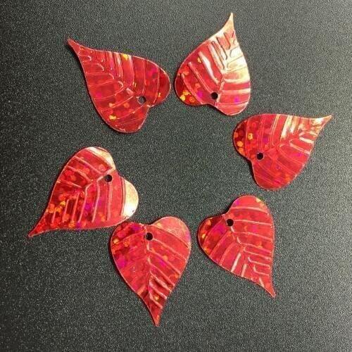 50g/lot PVC Leaf Sequins 15*20mm Sewing DIY Christmas Accessories For Crafts Blade Leaves With 1 Side Hole Laser Red