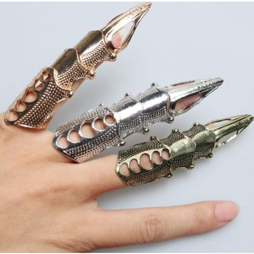 Three Colors Cosplay Bendable Joint Nail Ring Vintage Steampunk Exaggerated Ring for Men and Women Props Metal Accessories
