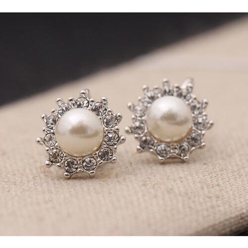11.11 Clip On Earing Girls Without Piercing Ear Jewelry White Gold Color Plated Top Quality Flower Shape Design Accessories Gift