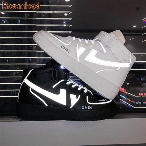 2020 Male Shoes Sneakers Mens New Radiation Reflective Shoes Flat Shoes Sneakers Shoes Men Vulcanized Sneakers R