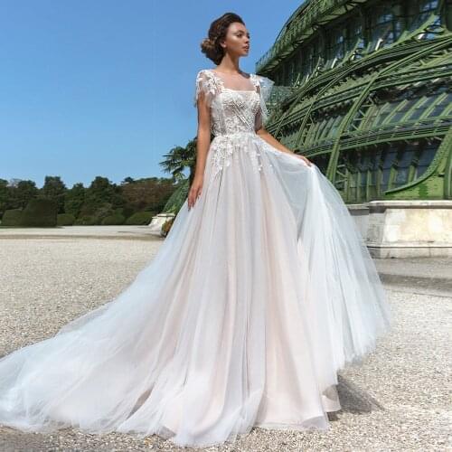 Bohemian Beach Boho Vintage Lace Wedding Dress Short Flare Sleeve Appliques A line Tulle Bridal Gowns 2021