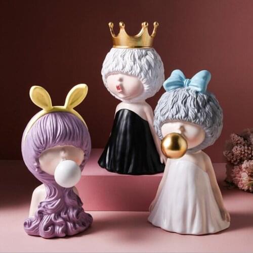 Modern Cute Crown Blowing Bubbles Girl Resin Accessories Home Livingroom Table Figurines Crafts Office Desk Sculpture Decoration