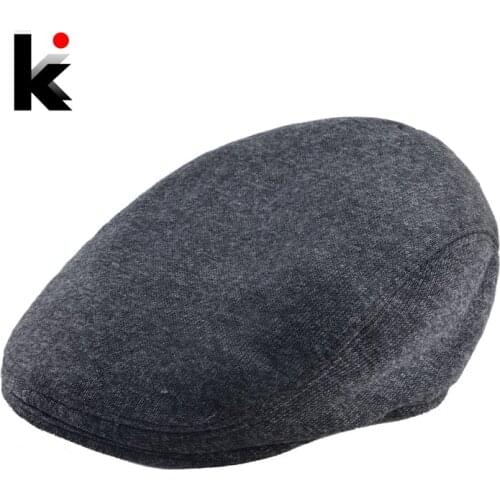 2018 Autumn Winter Berets Hat For Men Solid Color Peaked Cap Women Fashion Unisex Streetwear Flat caps Boina Hats Newsboy Touca
