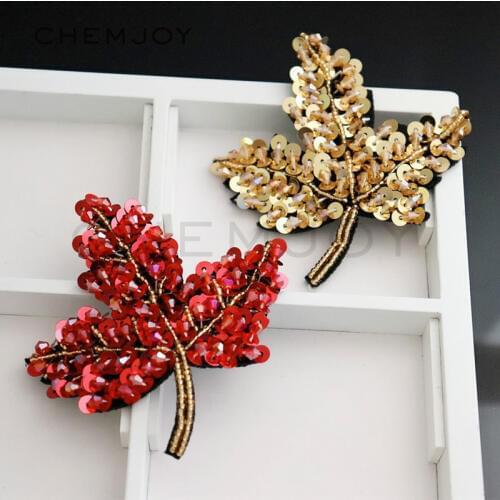 1Pcs Maple Leaves Sequin Beaded Patches for Clothing Sew on Beading Applique for Jacket Clothes Sticker Badges DIY Apparel Patch