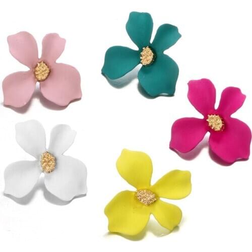 2020 Fashion Flower Earrings for Women Fresh Temperament 5 Color Petal Flower Earrings Alloy Spray Paint Earrings Stud