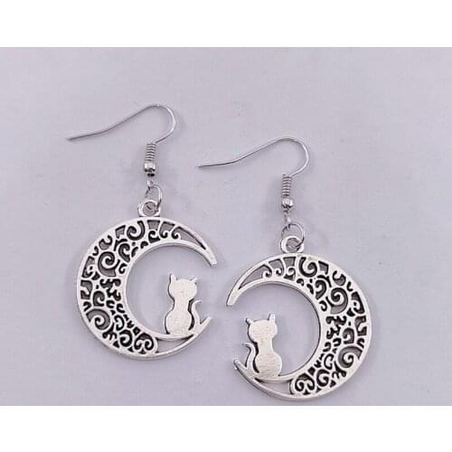 Gothic Bohemian Style Hollow Out Moon Cat Earrings Pet Pendant Wizard Magic Fashionable Moon Earrings Drop Cat Earrings